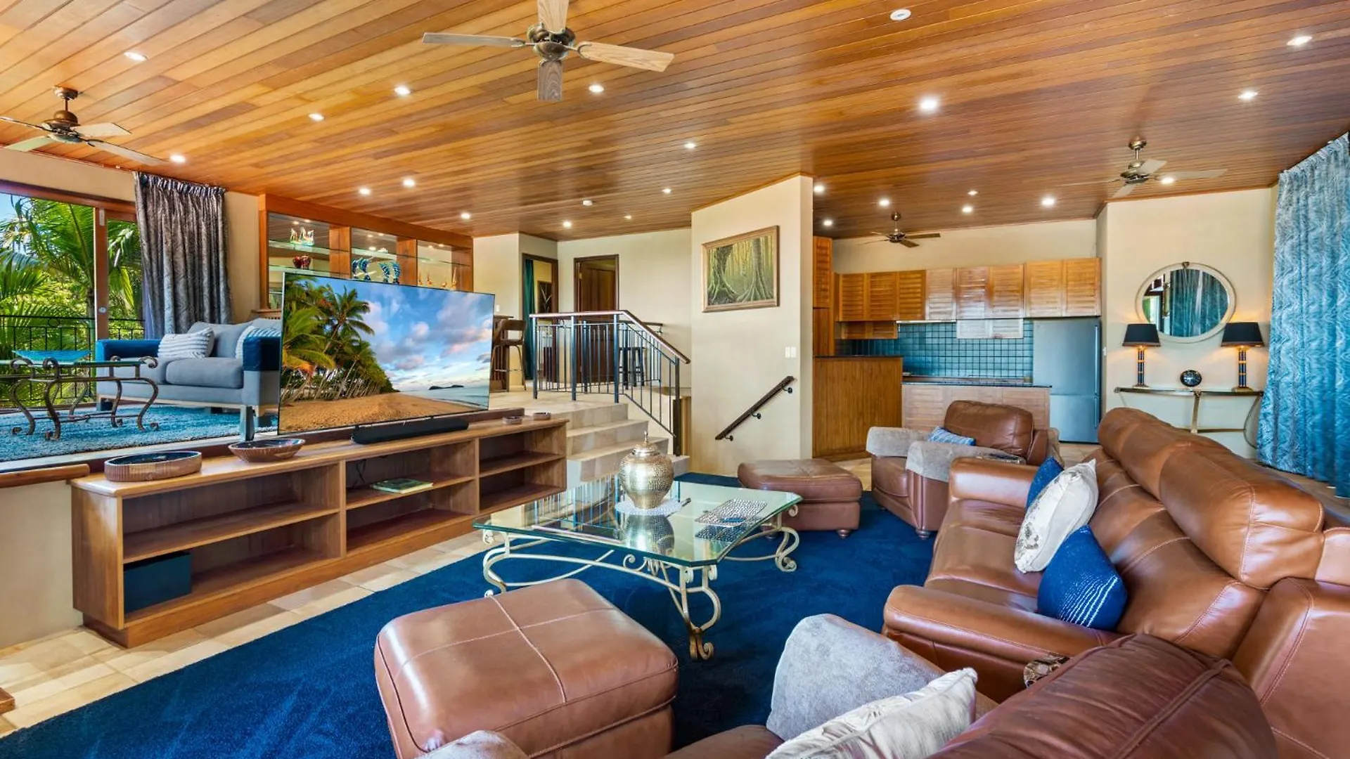 Barong Luxury Home Overlooking Cairns Unrivalled Privacy And Location Search Barong케언스